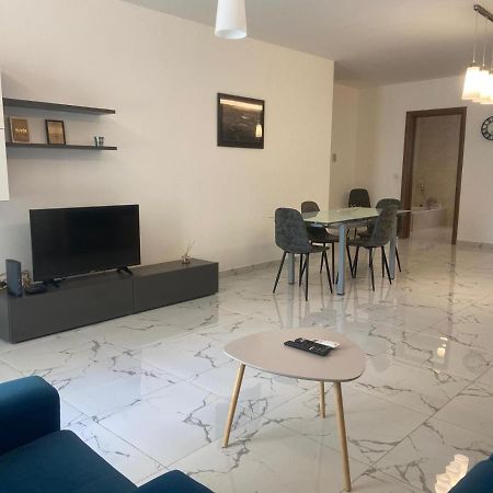Sliema Centrally Located Apt Exteriér fotografie